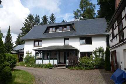 Haus zum Kaufen in Fraureuth 1.050.000,00 € 210 m²
