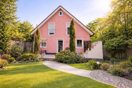 Zwei-Familien-Traum auf 1.071 qm – EFH inkl. Bungalow, Terrassen & Wellnessbereich, Nähe-Oranienburg - Oranienburg / Schmachtenhagen