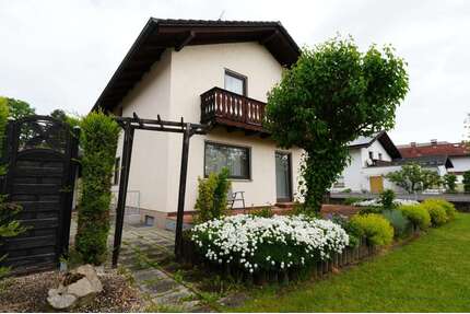 Haus zum Kaufen in Simbach am Inn 235.000,00 € 111.21 m²
