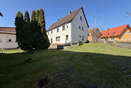 Haus zum Kaufen in Weismain Wunkendorf 135.000,00 € 189 m² - Weismain / Wunkendorf