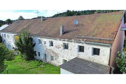 Haus zum Kaufen in Vilshofen an der Donau 320.000,00 € 455 m²