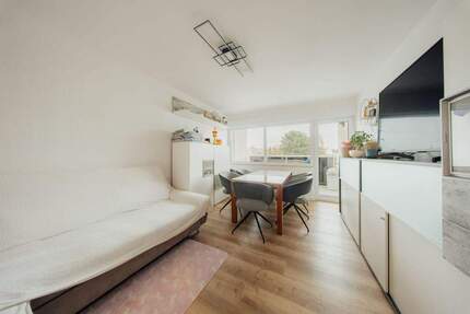 Gemütliche sanierte 3-Zimmerwohnung mit Balkon und Garage in Quettingen - Leverkusen