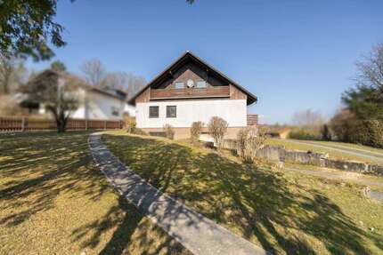 Haus zum Kaufen in Ebersdorf OT Oberfüllbach 245.000,00 € 135 m²