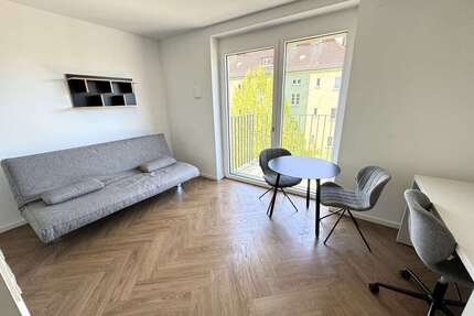 Wohnung zum Mieten in Berlin 658,01 € 24.69 m²