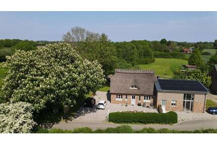Haus zum Kaufen in Gelting Stenderup bei Gelting 895.000,00 € 219 m² - Gelting / Stenderup bei Gelting