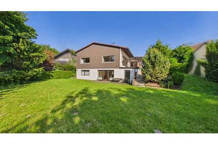 Haus zum Kaufen in Neusäß 960.000,00 € 292.19 m²