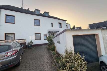 Haus zum Kaufen in Bochum 609.000,00 € 330 m²