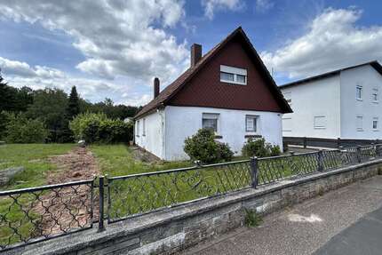 Haus zum Kaufen in Pirmasens 140.000,00 € 169.71 m²