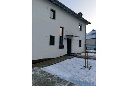 Wohnung in Rotthalmünster - 1.050,00&nbsp;EUR Kaltmiete, ca.&nbsp; 100,00&nbsp;m&sup2; in Pocking (PLZ: 94060)