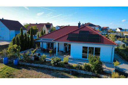 Haus Nenzenheim Bungalow - 555.000,00&nbsp;EUR Kaufpreis, ca.&nbsp; 140,00&nbsp;m&sup2; in Iphofen (PLZ: 97346)