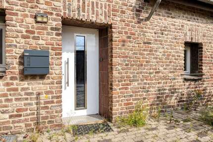 Haus zum Kaufen in Kaarst 299.000,00 € 130.83 m²