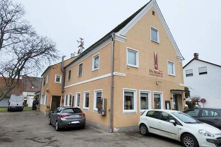 Zweigeschossiges Massivhaus in zentraler Lage von Jettingen - Jettingen-Scheppach