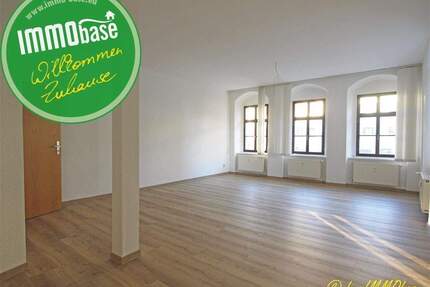 Lichterfüllte Wohnung am Markt! - Hainichen