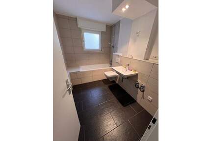 Charmante 3-Zimmer Wohnung in Bad Homburg - sofort frei, Balkon & Grünblick - Bad Homburg vor der Höhe