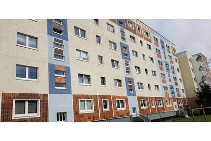 Wohnung zum Mieten in Rostock 211,00 € 27.36 m²