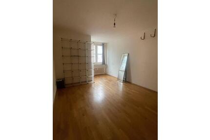 WG Zimmer in Kreuzberg - 450,00&nbsp;EUR Kaltmiete, ca.&nbsp; 15,00&nbsp;m&sup2; in Berlin (PLZ: 10999) Friedrichshain-Kreuzberg