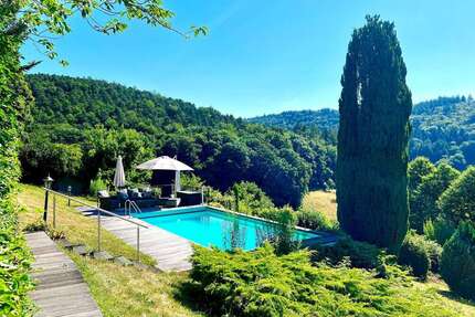 Haus zum Kaufen in Heiligkreuzsteinach 690.000,00 € 170 m²