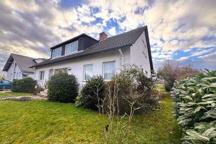 Großzügig - freistehend - Feldrandlage, Einfamilienhaus Bad Homburg - Gonzenheim