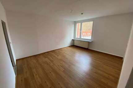 Wohnung zum Mieten in Suhl 429,19 € 54.33 m²