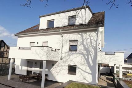 4ZKB Stilvolle Erdgeschosswohnung - Nentershausen