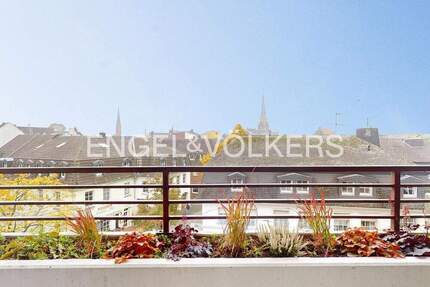 Wohnen im Wallzentrum - Über den Dächern der Stadt zuhause! Schöne 4-Zimmer-ETW mit Südwest-Balkon - Moers Moers-Mitte