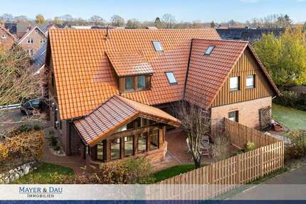 Haus zum Kaufen in Wiefelstede 695.000,00 € 270.53 m²