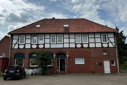 Ihr neues IMMOBILIEN QUARTIER: Ehem. Gaststätte mit Wohnungen sucht neuen Eigentümer - Hohnhorst Rehren A. R.