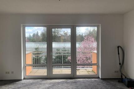 Attraktives 1-Zimmer-Appartement mit Sonnenbalkon und neuer Einba - Brandis Kleinsteinberg