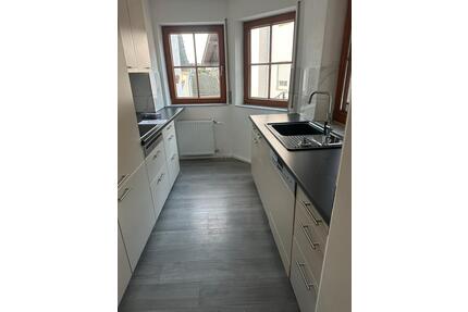 3 Zimmer Wohnung im 1. OG in Frücht mit Einbauküche - Becheln