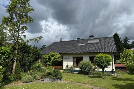 Viel Platz für Familie, Gewerbe ... Großzügiges Einfamilienhaus i - Braunfels