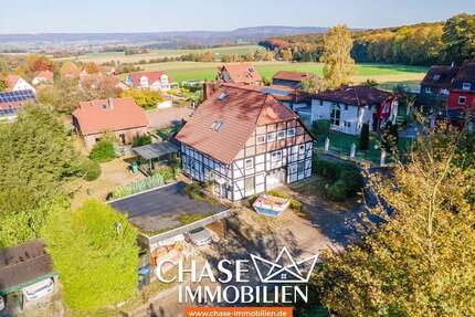 Haus zum Kaufen in Hameln Bannensiek 195.000,00 € 244.38 m² - Hameln / Bannensiek
