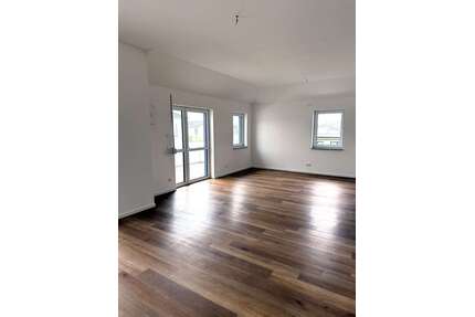 Wohnung zum Mieten in Michendorf 1.350,00 € 96.55 m²