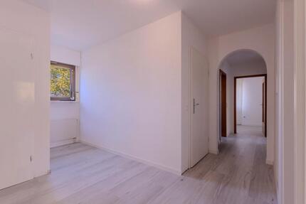 4-Zimmer Wohnung - 1.300,00&nbsp;EUR Kaltmiete, ca.&nbsp; 99,00&nbsp;m&sup2; in Pforzheim (PLZ: 75177) Nordstadt