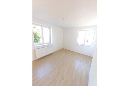 Sonnige Zweizimmerwohnung in Krumhermersdorf - Zschopau Ganshäuser