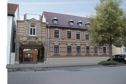 Sie lieben das Besondere? Dann werden Sie sich in diesem geschmackvollen Ambiente sicher wohlfühlen! - Ludwigsburg