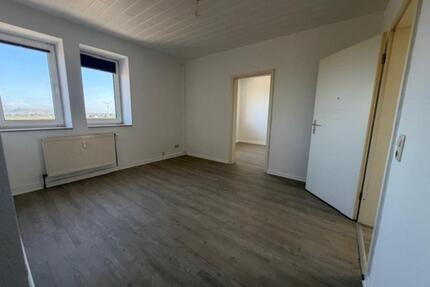 LICHTDURCHFLUTETE WOHNUNG MIT WEITBLICK - Würselen