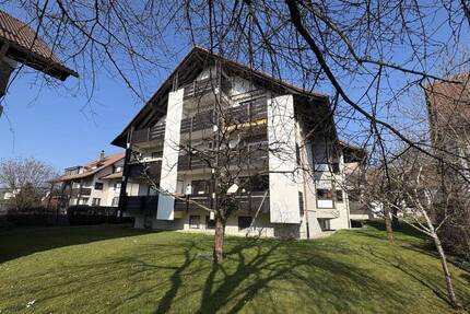 Helle, vermietete 3-Zimmer-Wohnung mit zwei Balkonen in Leutkirch im Allgäu!