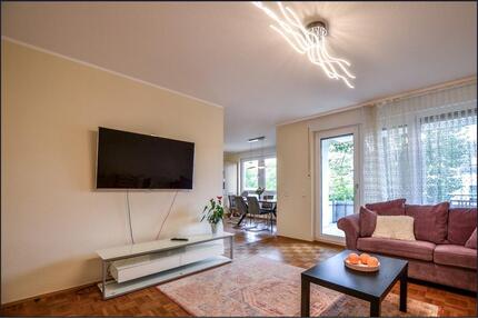 3ZKDB barrierefreie Wohnung am Rhein mit Einbauküche und Tiefgaragenstellplatz - Köln Mülheim