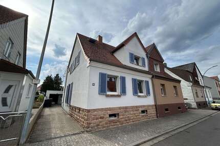 Haus zum Kaufen in Sankt Ingbert 275.000,00 € 172 m²