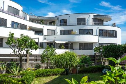 All Inclusive - Möbliertes Appartment mit Balkon - topmodern mit exklusiver Ausstattung und wöchentlicher Reinigung - Herzogenaurach
