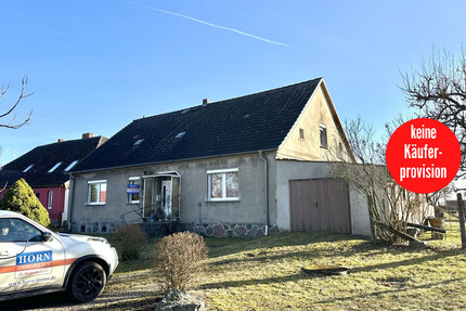 HORN IMMOBILIEN + freistehendes Einfamilienhaus mit Nebengebäude und schönem Grundstück, ruhige Lage - Uckerland