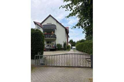 Haus zum Kaufen in Mahlow 1.280.000,00 € 351.75 m²