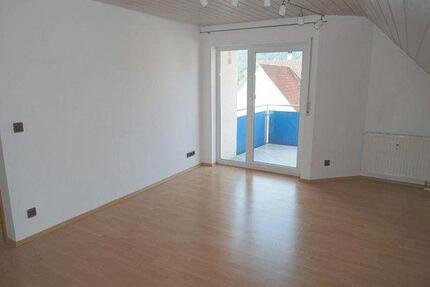 Lichtdurchflutete 3,5-Zimmer-Maisonettewohnung mit Südbalkon - Urbach