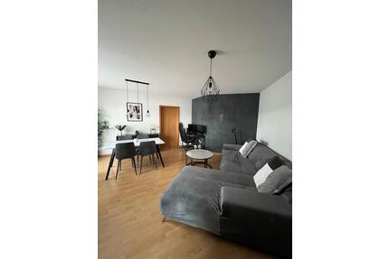 Charmante 2 Zimmerwohnung in Königsbrunn am Ilsesee