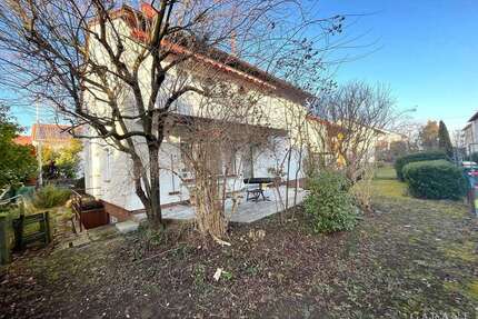 Haus zum Kaufen in Ditzingen 695.000,00 € 225 m²