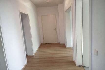 Wohnung zum Kaufen in Dresden 160.000,00 € 83 m²