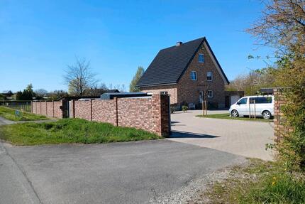 Kernsaniertes Einfamilienhaus mit Scheune und großem Grundstück - Ennigerloh