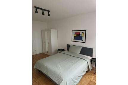 WG-Zimmer in Düsseldorf 900,00 € 20 m²