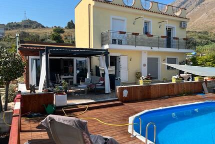Villa auf Sizilien - 330.000,00&nbsp;EUR Kaufpreis, ca.&nbsp; 180,00&nbsp;m&sup2; in Gessertshausen (PLZ: 86459)