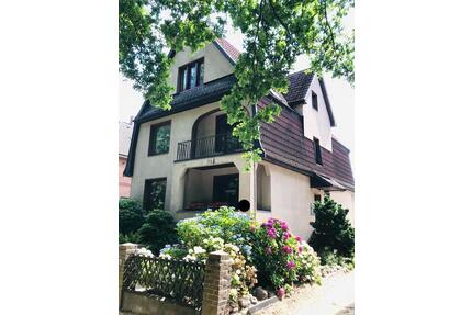 Handwerker aufgepasst: 1-Zimmer-Wohnung in Hamburg-Niendorf mit Potenzial